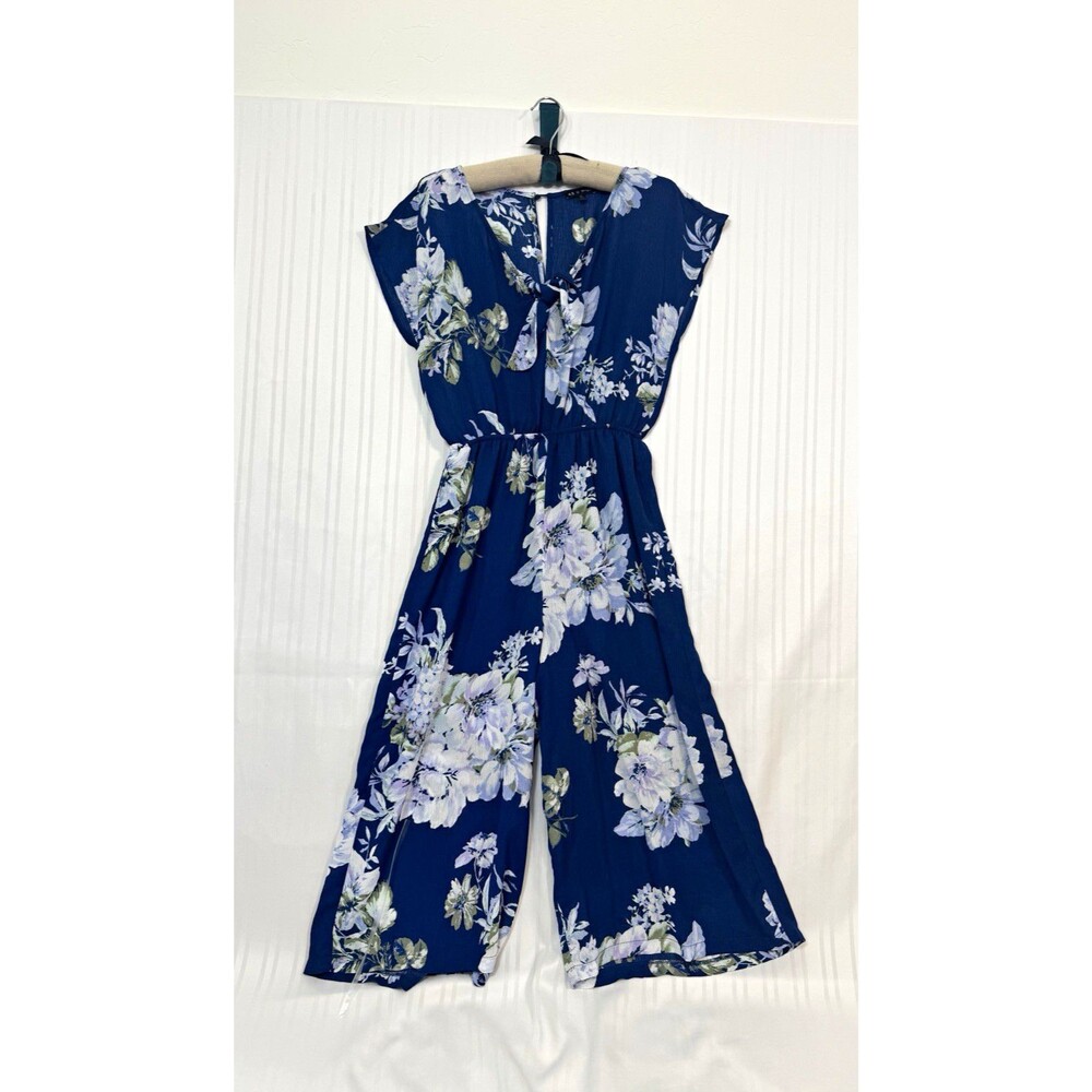 As U Wish Women’s Blue Floral Wide-Leg Sleeveless V-Neck Jumpsuit Size M